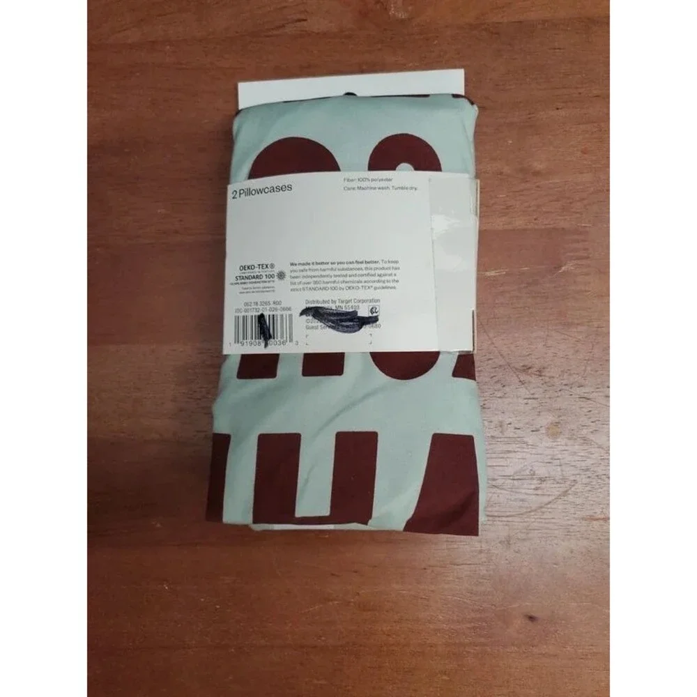 2 Pillowcases
